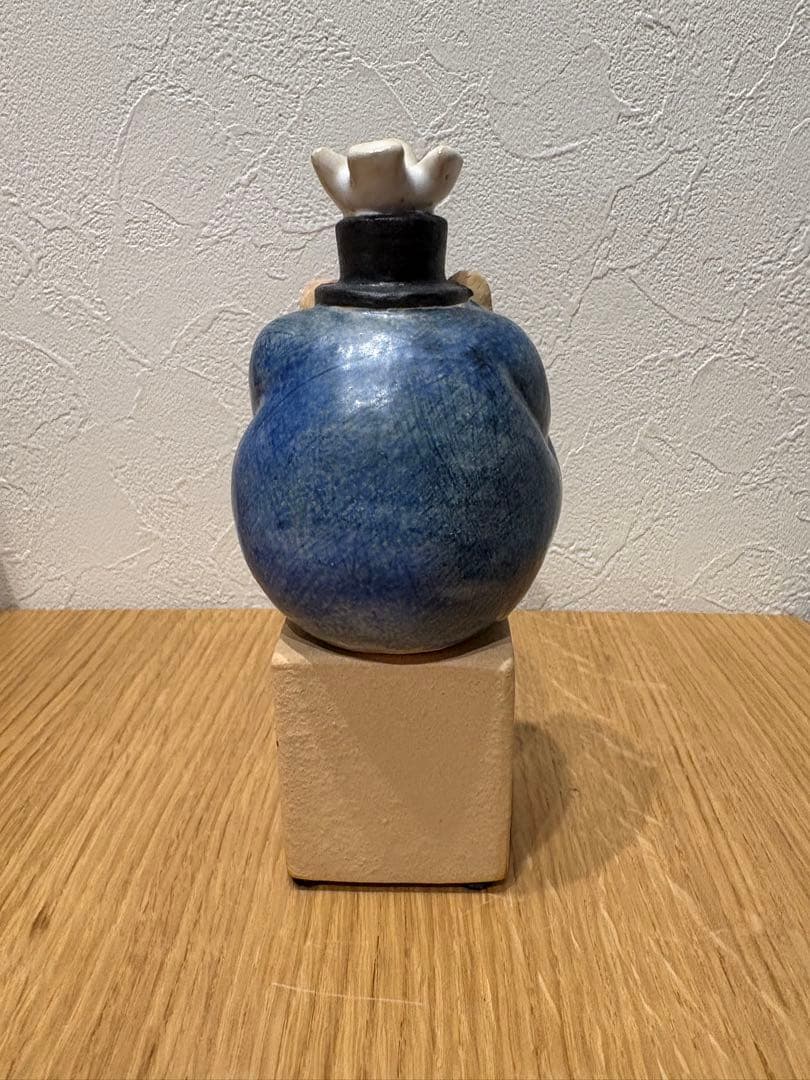 リサラーソン　マジシャン　ブルー