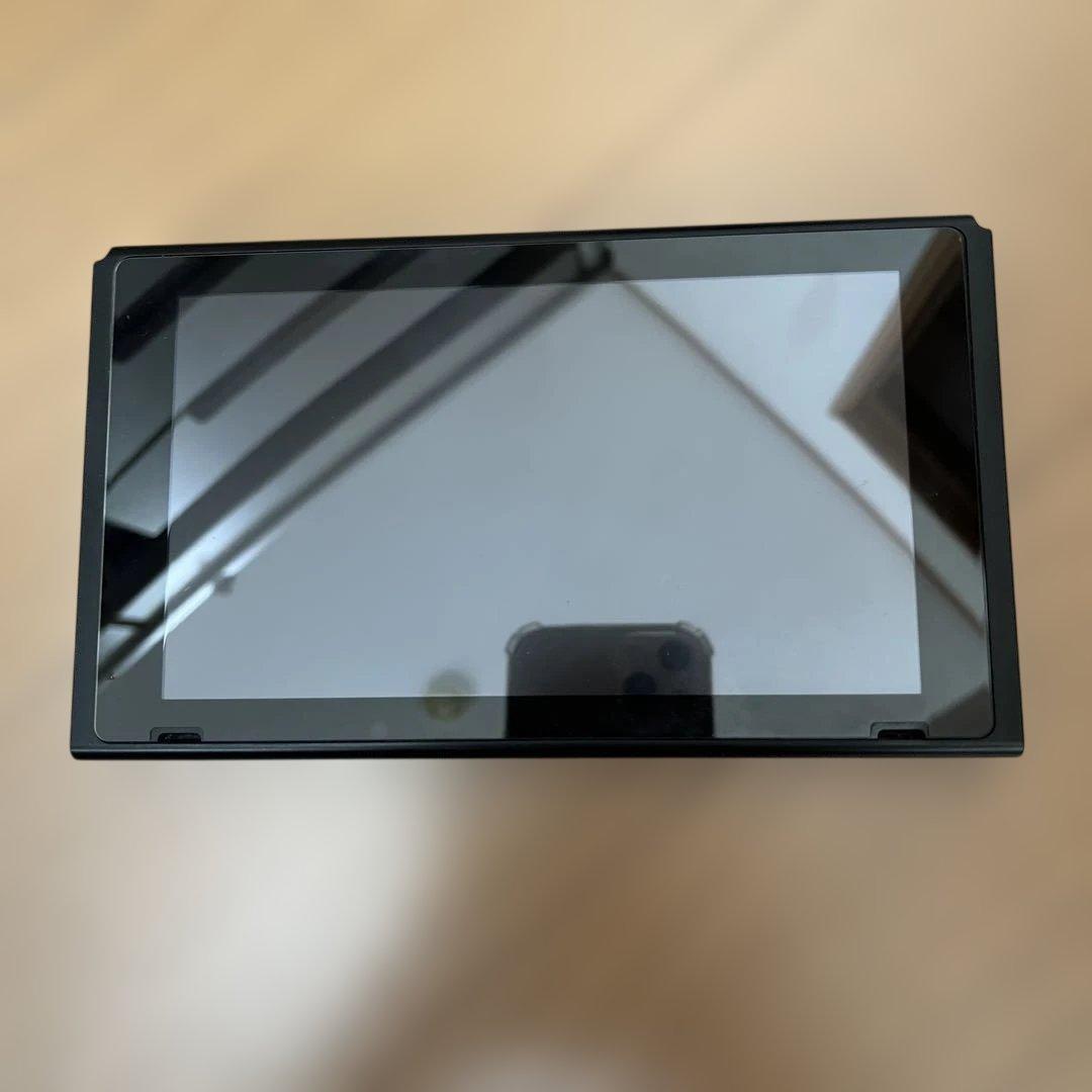 Nintendo Switch 本体 青・赤➕ジョイコンつき