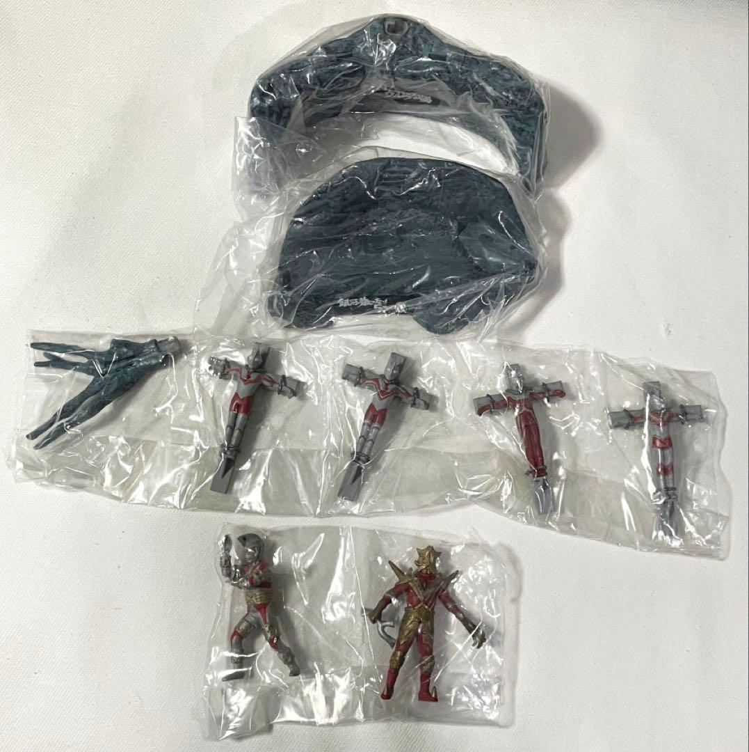 ウルトラ怪獣戯画(ギガ) エースロボット他5種セット 名鑑シリーズ