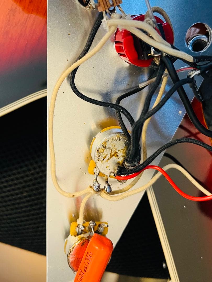 フライングV セットネック キルスイッチ ロックペグ ストラップ付き