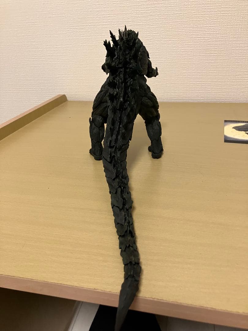 BANDAI S.H.MonsterArts ゴジラ (2017)