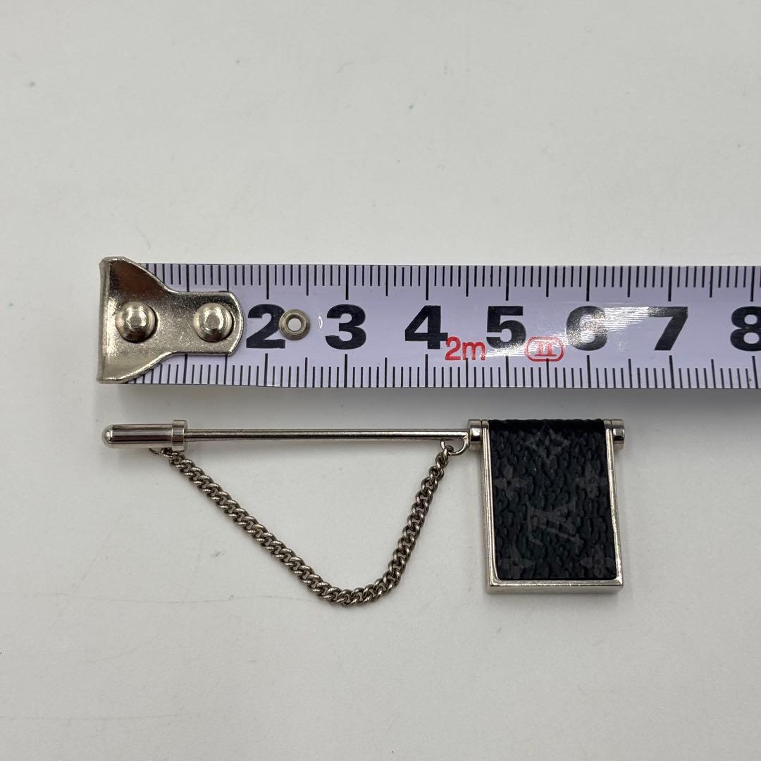 LOUIS VUITTON ピンブローチ M62887 モノグラム エクリプス