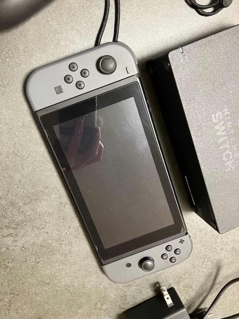 【匿名配送】任天堂　Switch 本体