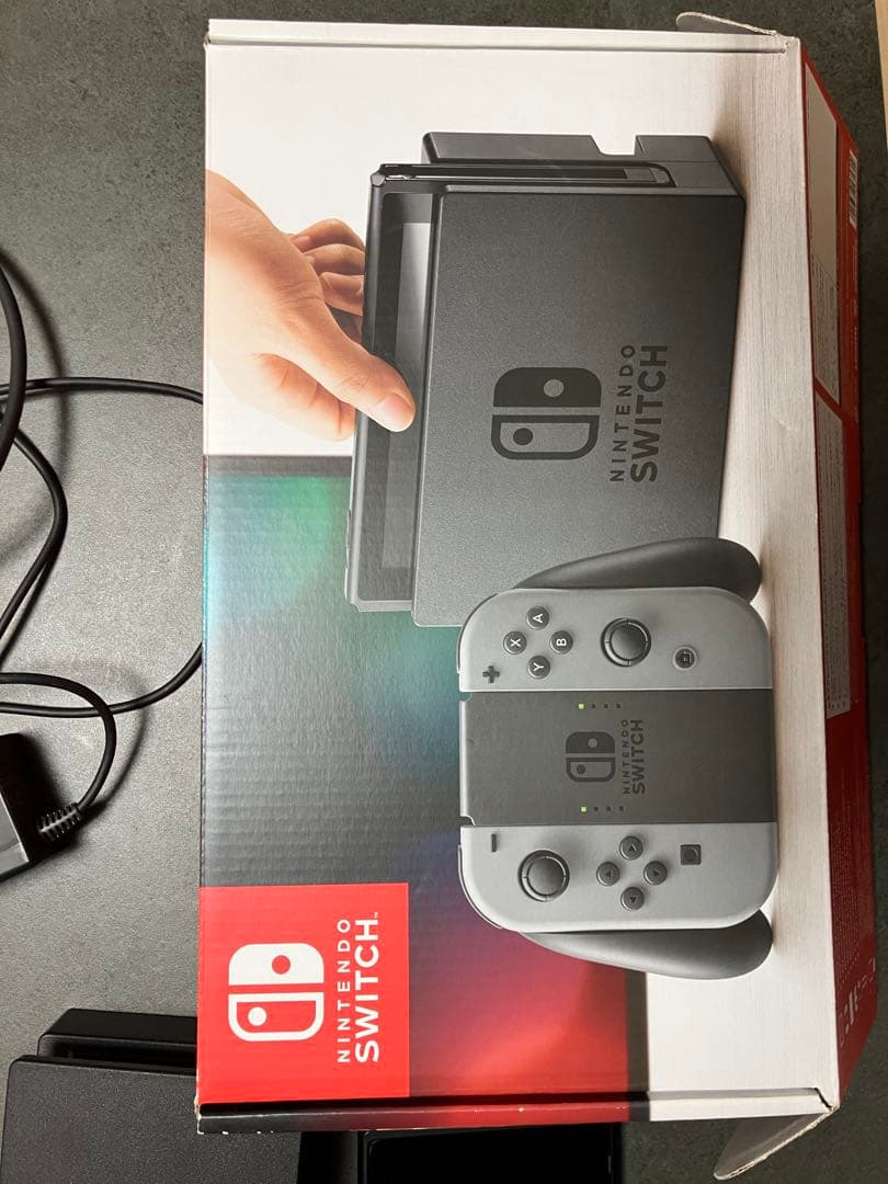 【匿名配送】任天堂　Switch 本体