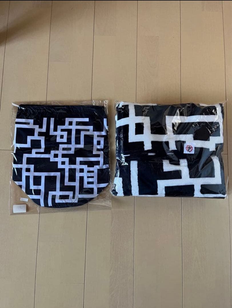 布袋寅泰 2016 BEAT8 フリースブランケット スタッフバッグセット