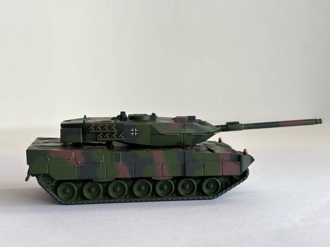 わんだほい　新品　メルクリン レオパルド　2A6 戦車　運搬車　2両セット