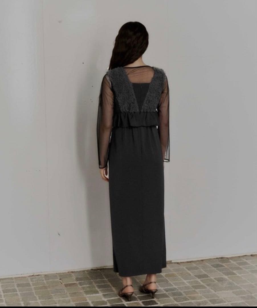 オケージョン　ボリュームチュールペプラムドレス　チャコール