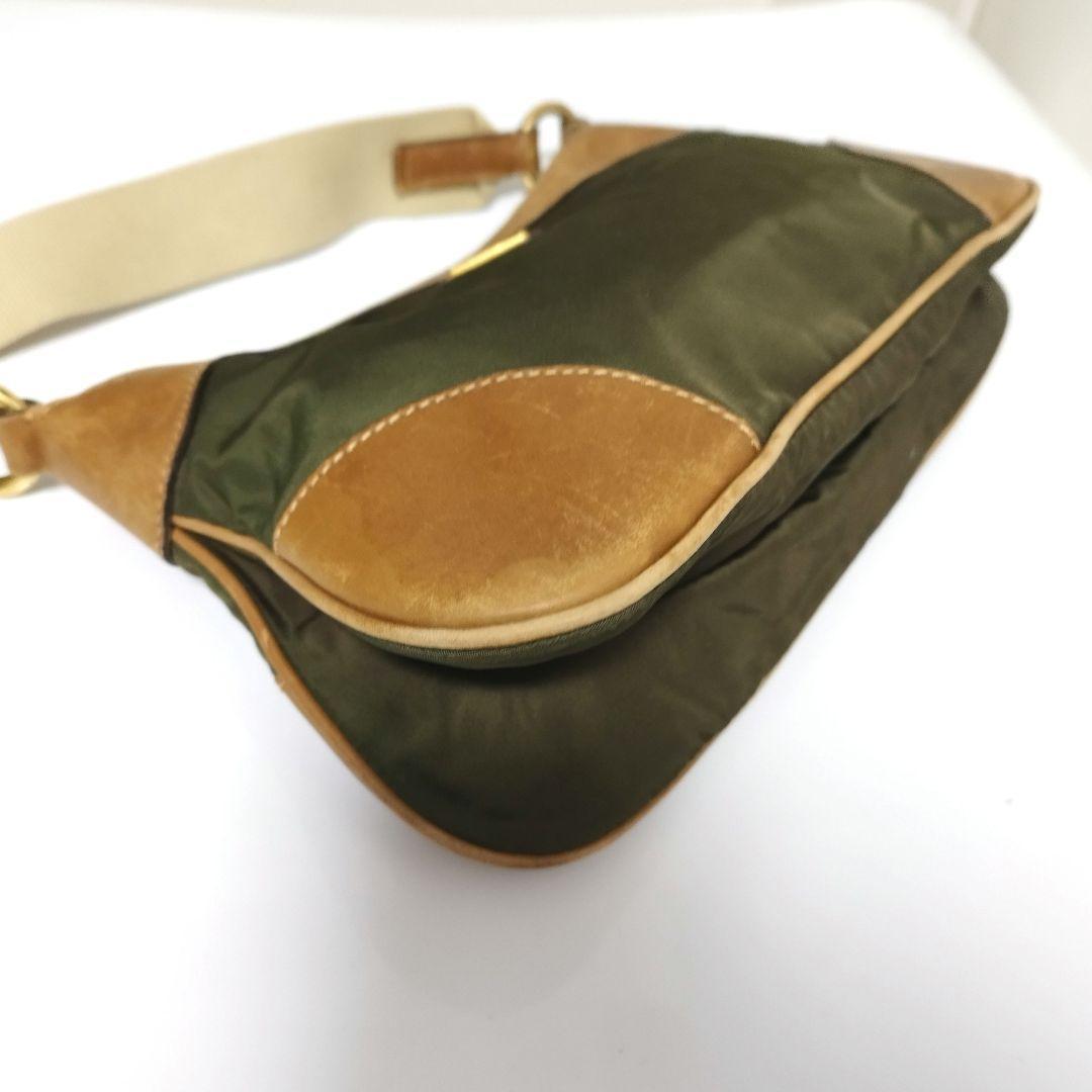 プラダ　アーカイブ　ナイロン　レザー　ショルダーバッグ　tessuto lux