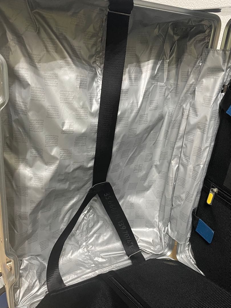 t*s様 innovator アルミ スーツケース 36L INV1811STP