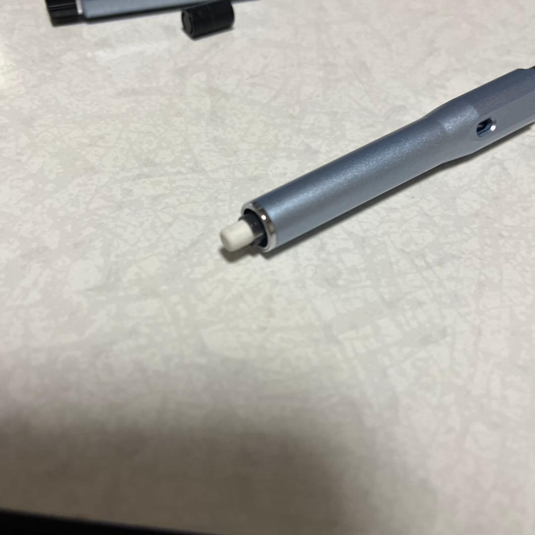 クルトガダイブカスケードブルー