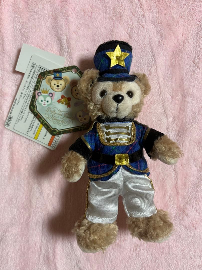 TDSダッフィー&フレンズ　くるみ割り人形ぬいぐるみバッジ