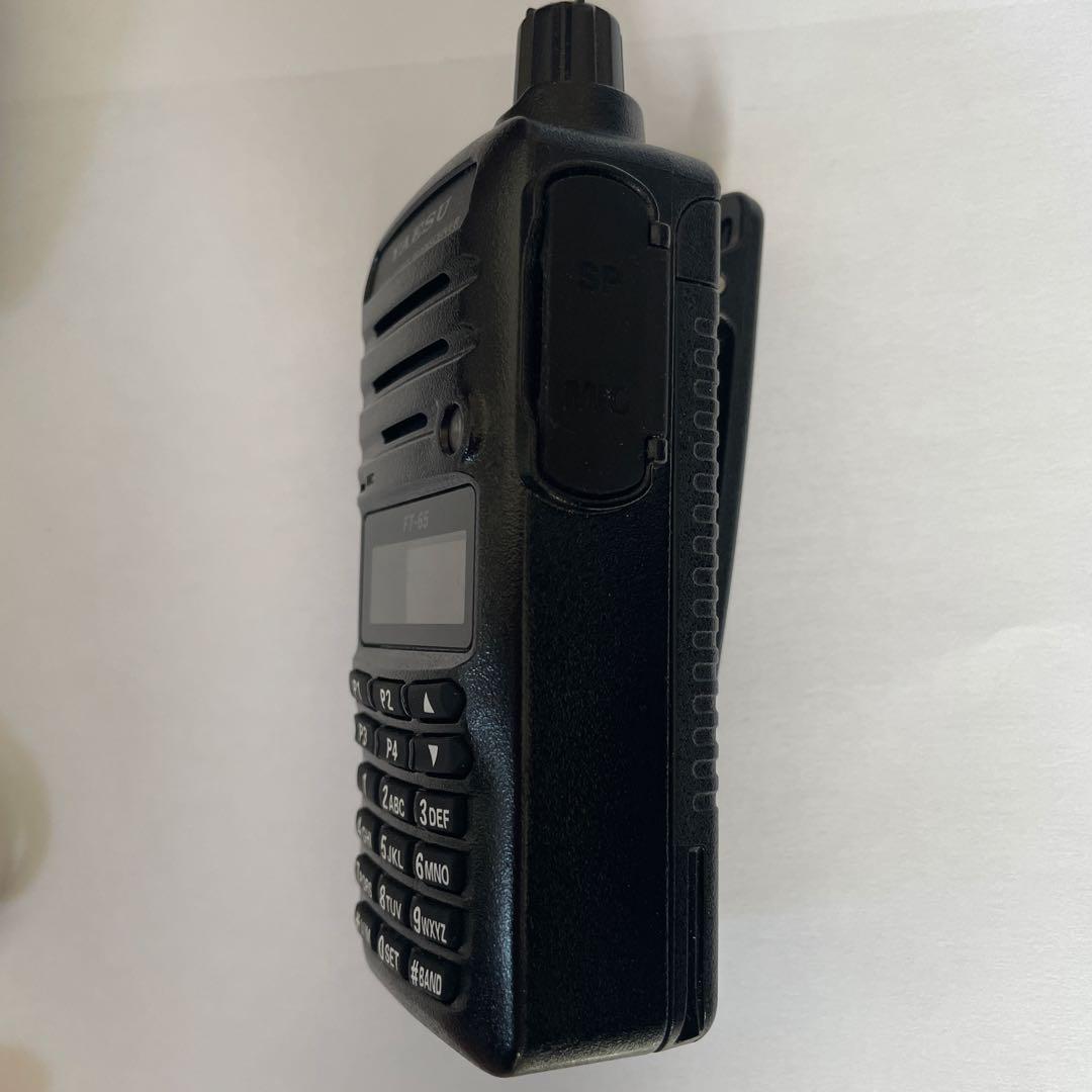 YAESU FT-65 デュアルバンドトランシーバー