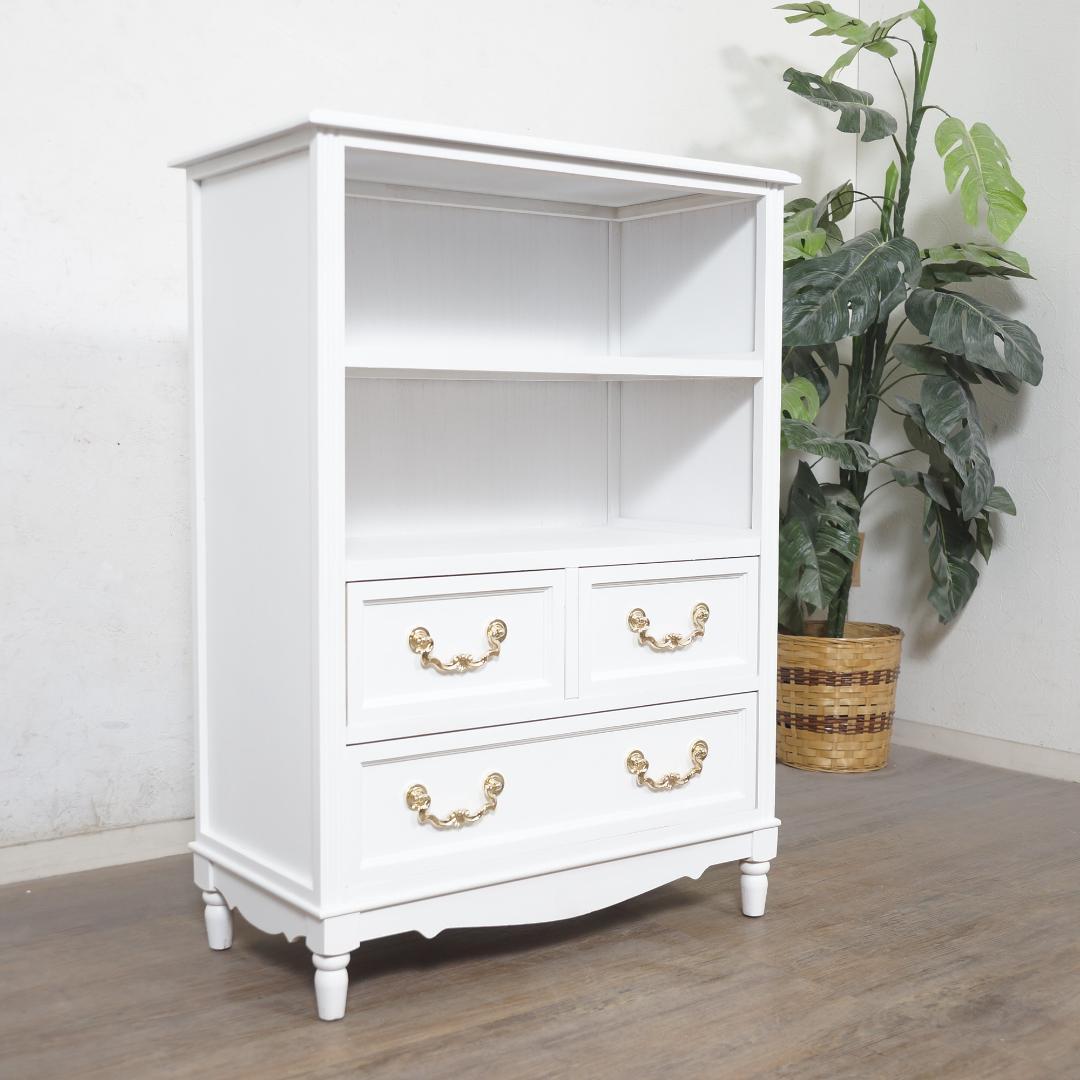 【新品・未使用】　キャビネット　アンティーク金取っ手　 収納　チェスト