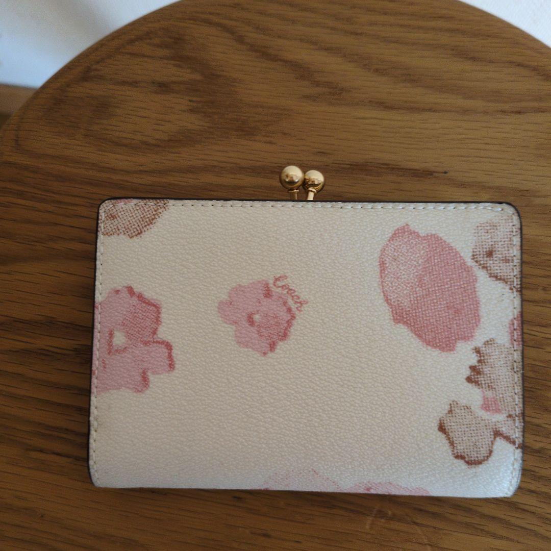 COACH 花柄 二つ折り財布 未使用