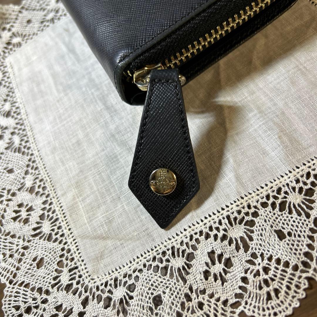 ヴィヴィアンウエストウッド オーブ 二つ折り ラウンドファスナー 財布 ブラック