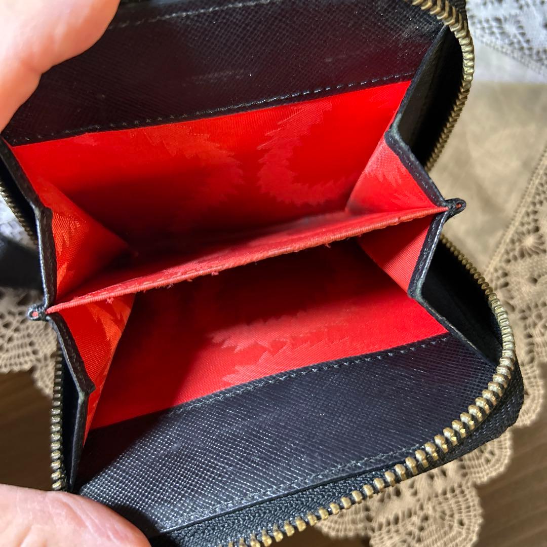 ヴィヴィアンウエストウッド オーブ 二つ折り ラウンドファスナー 財布 ブラック