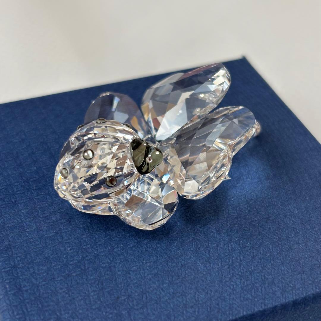 新品美品スワロフスキー　四つ葉のクローバー　テントウムシ