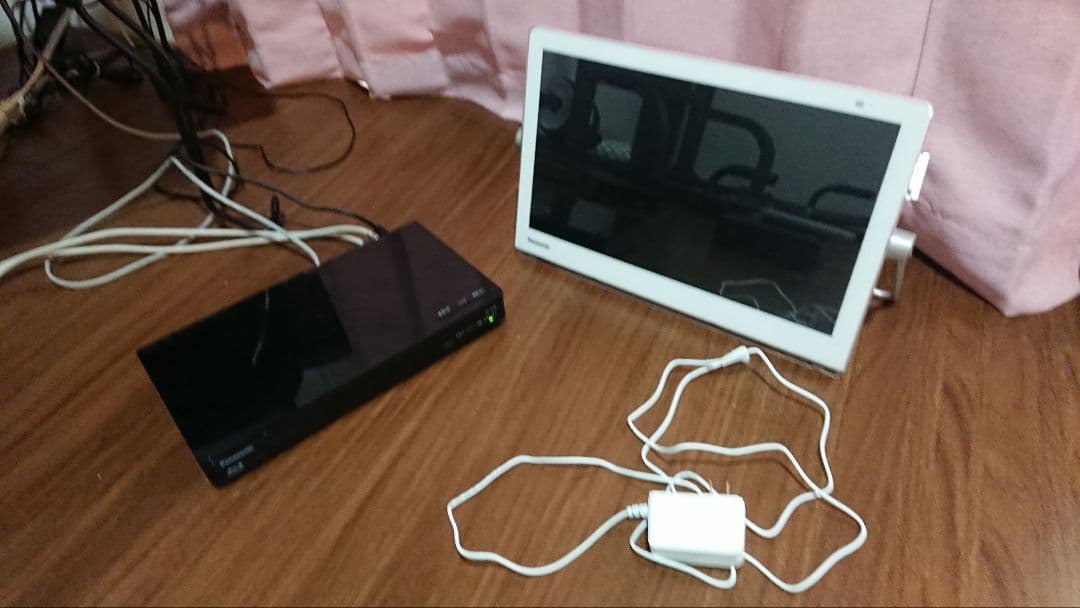 Panasonic ポータブル 液晶テレビ UN-TD9S