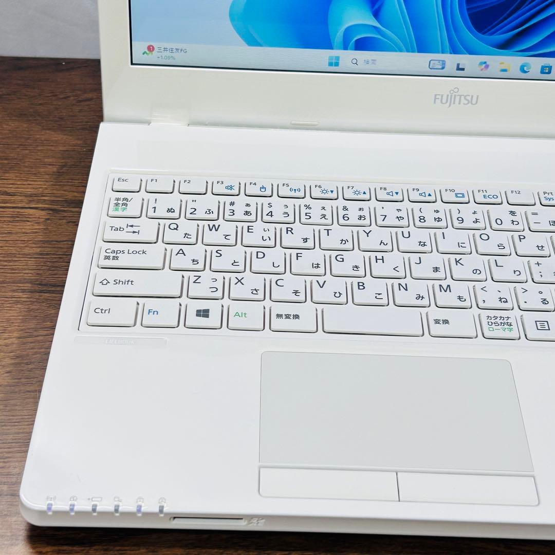 オフィス付きノートパソコン■高性能i7■SSD512GBメモリ16g■W11最新