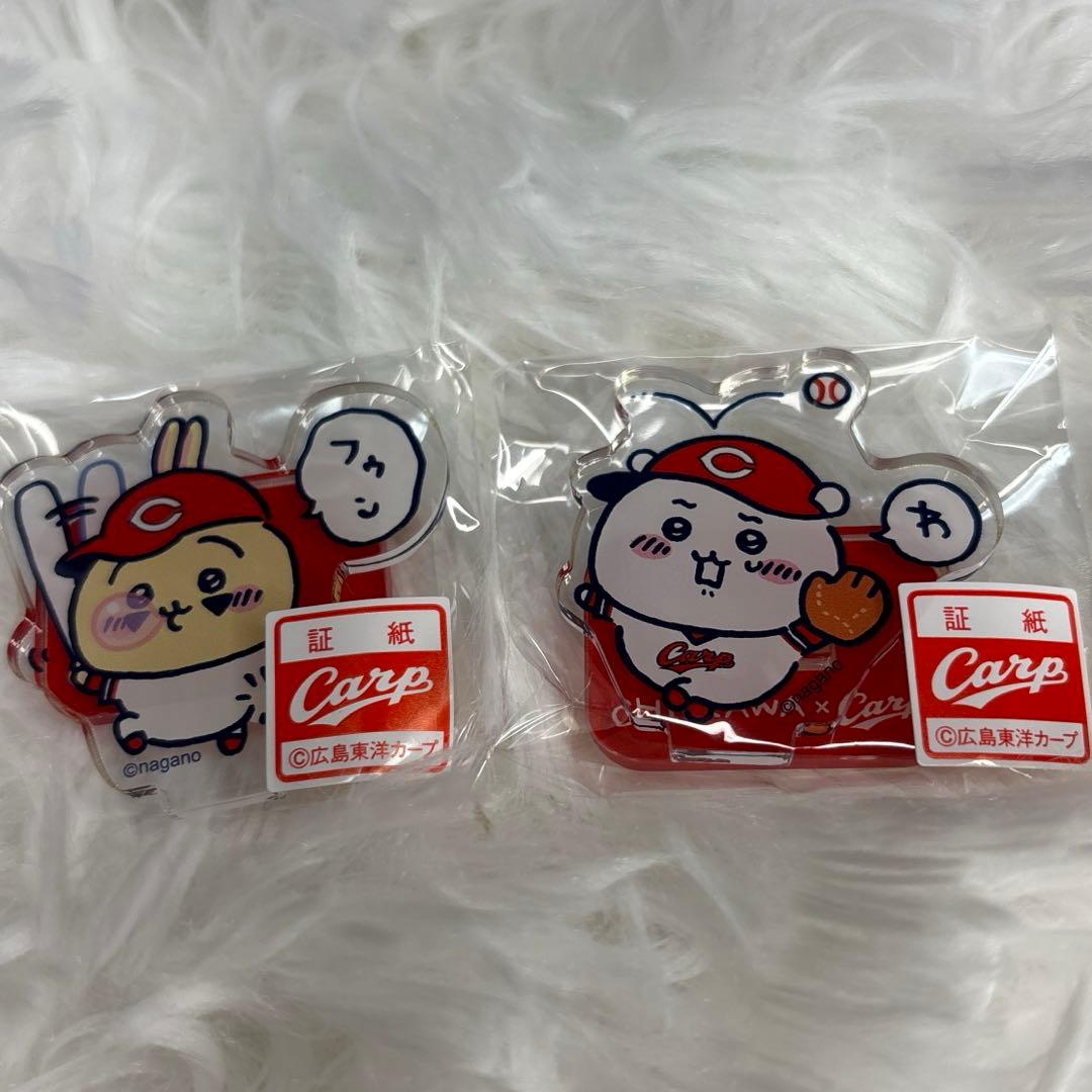 ちいかわ×広島東洋カープ　缶バッジ　アクリルスタンド　全5種セット