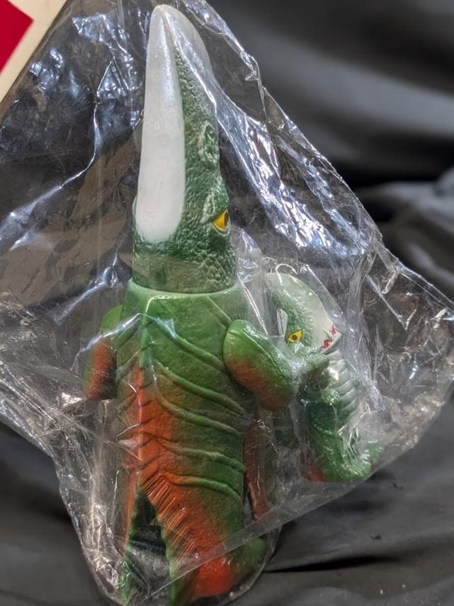 ギロン（日東復刻・マルサン）ソフビ未開封スタンダード・ミドル・ミニ３体セット