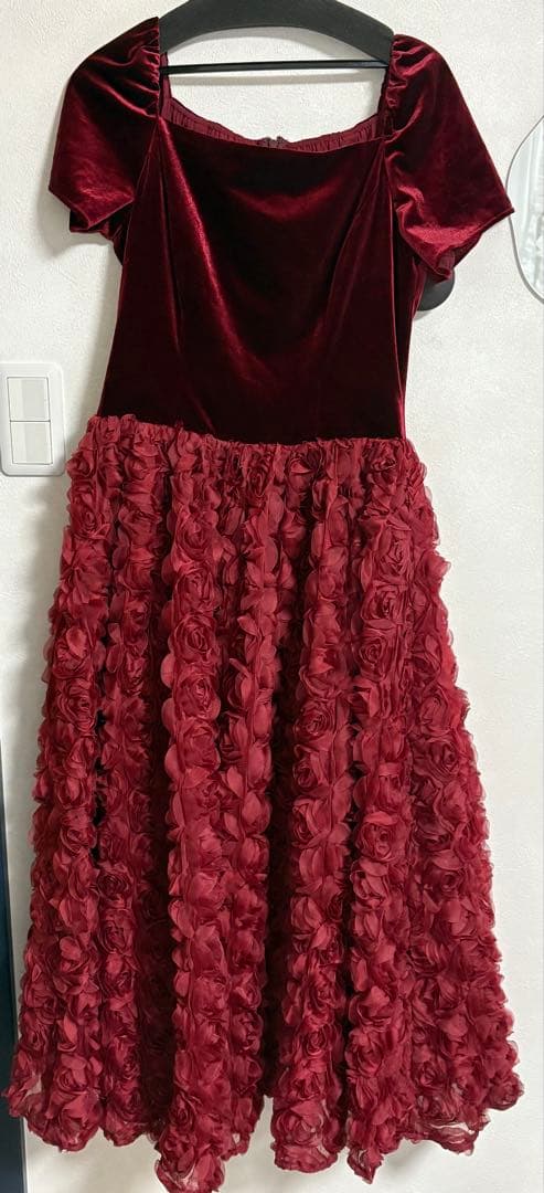 etoll. ベロアロゼットフレアドレス