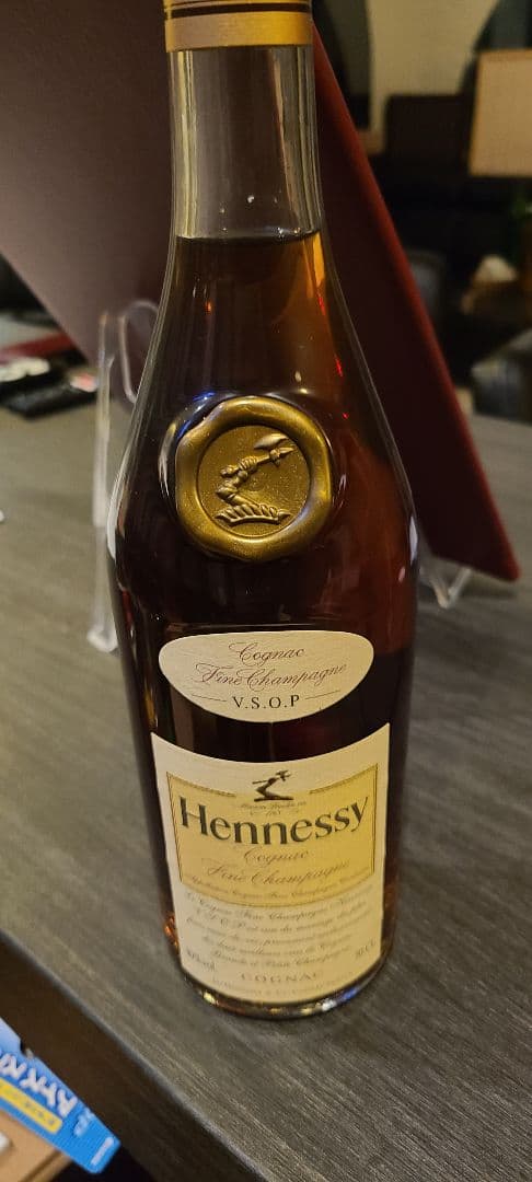 ウイスキーセット 白州 山崎 知多。他角瓶2本かシーバスかヘネシーのおまけつき。