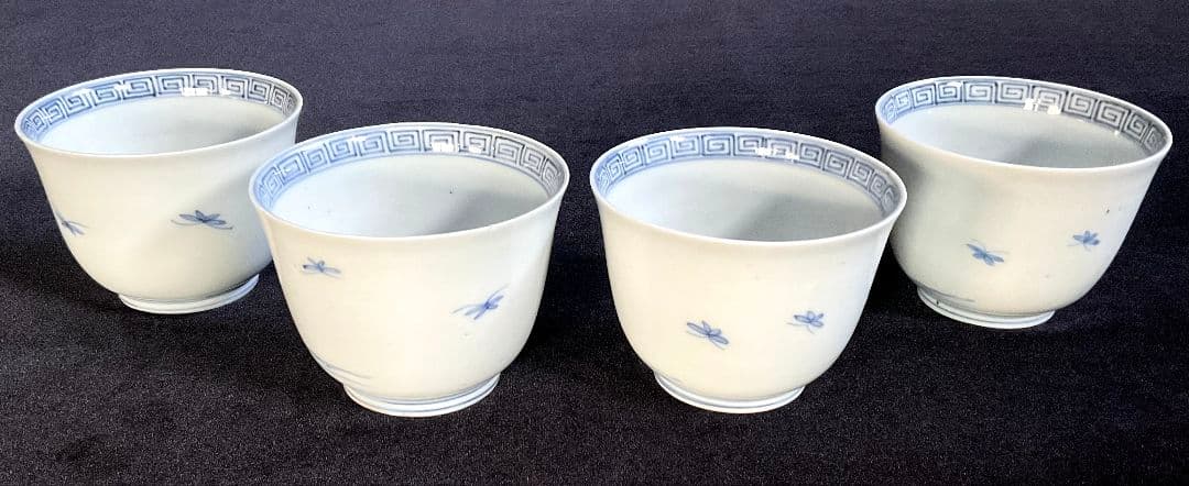 江戸期　古伊万里　染付　秋草萩に蝶文　薄手汲出碗　4個セット　湯呑