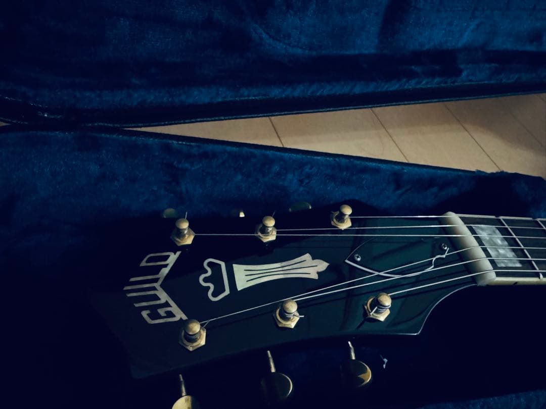 【週末限定特価！】Guild M-75 Aristocrat