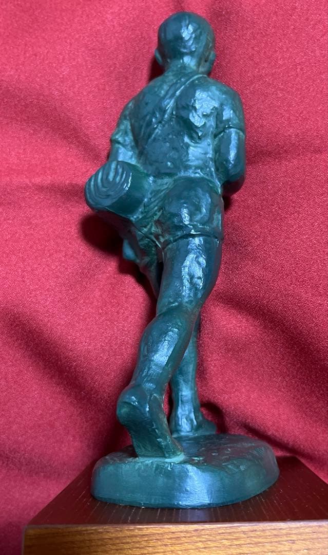 【非売品】創価学会 聖教新聞社 記念品 広布使者乃像 無冠の友 貴重品 レア