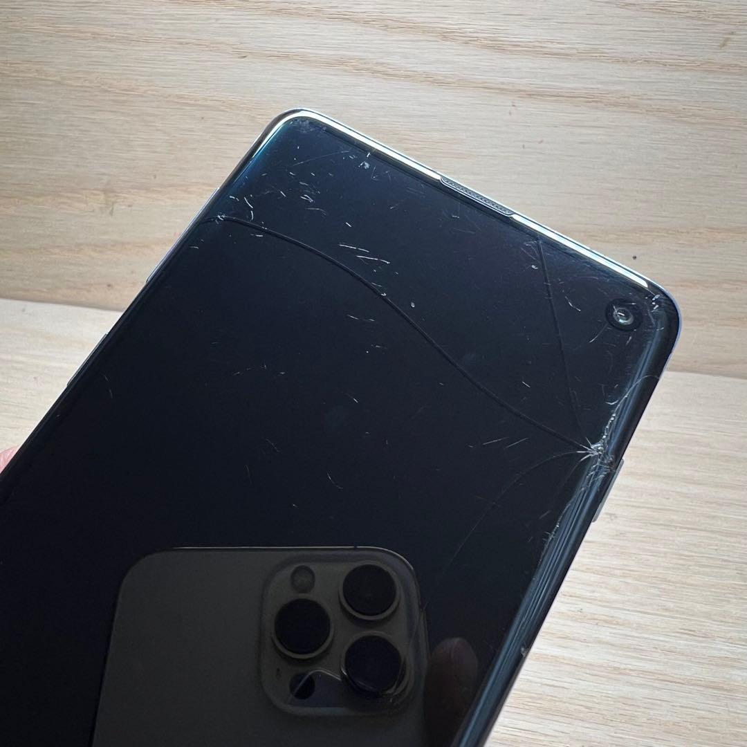 マーちゃん様SAMSUNG GALAXY S10 本体 画面割れ　L60