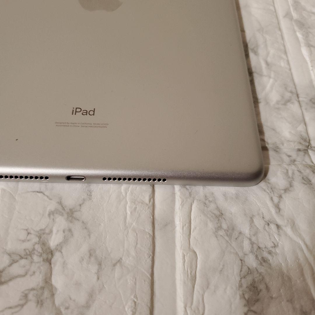 253 iPad 8世代 32GB SIMフリー シルバー