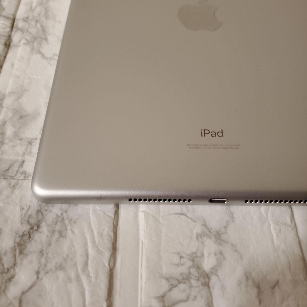 253 iPad 8世代 32GB SIMフリー シルバー