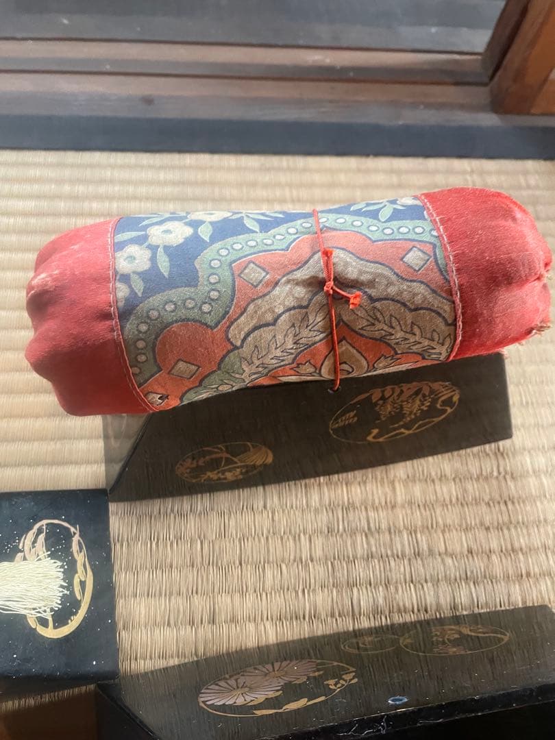 漆　枕台8点　枕箱　セット　骨董品　華やかな蒔絵