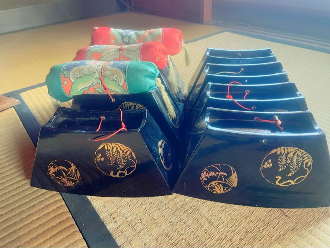 漆　枕台8点　枕箱　セット　骨董品　華やかな蒔絵