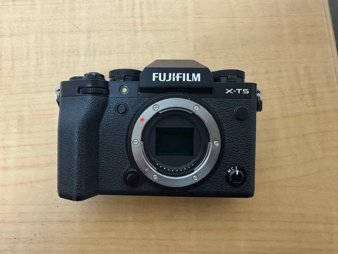 FUJIFILM X-T5 + XF 18-55mm レンズセット （箱なし）