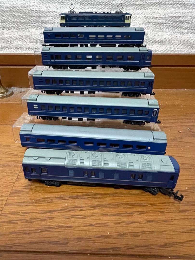 FE65型牽引ブルートレーン7両編成