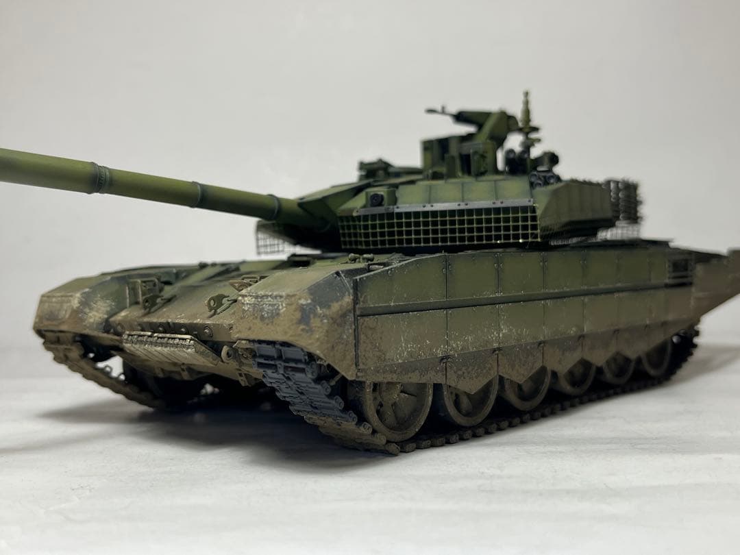 アミュージングホビー 1/35 T-90M （完成品）