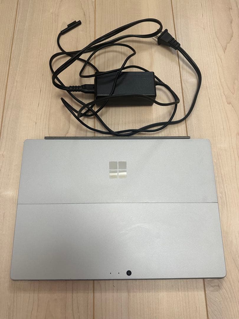 Microsoft Surface Pro6 ACアダプター付