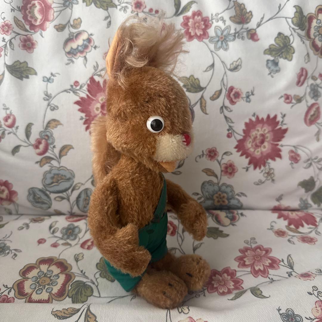 シュコービゴベロ、リス