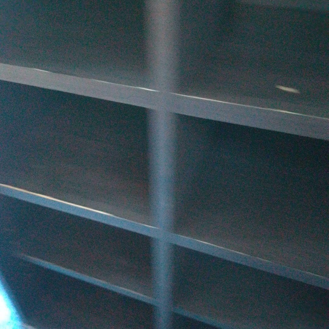 木製 焦げ茶いろ シューズラック３列×５段 15足（最下段等の削れ要確認）