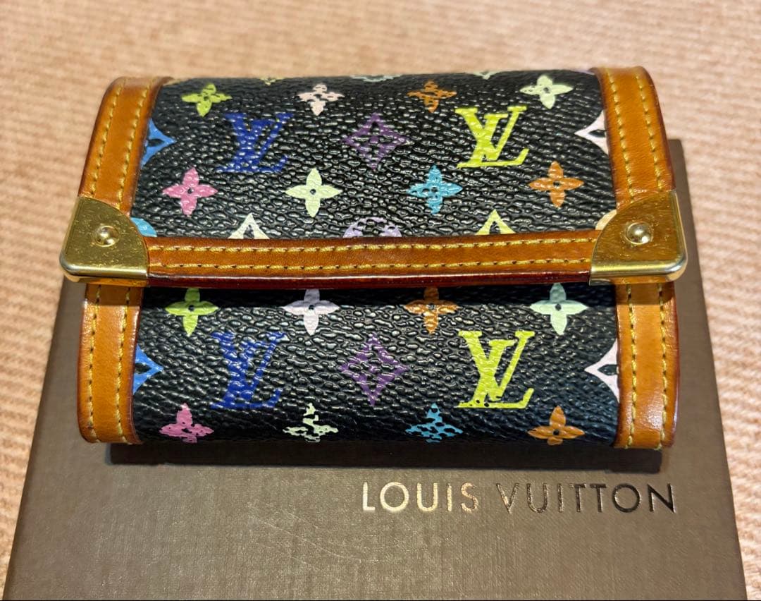 Louis Vuitton マルチカラー ケース 黒 ルイヴィトン