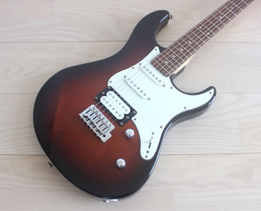 ［ぼっち・ざ・ろっく!］後藤ひとり PACIFICA112V OVS パシフィカ