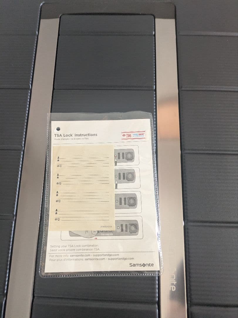 Samsonite ネイビー キャリーケース TSAロック付き