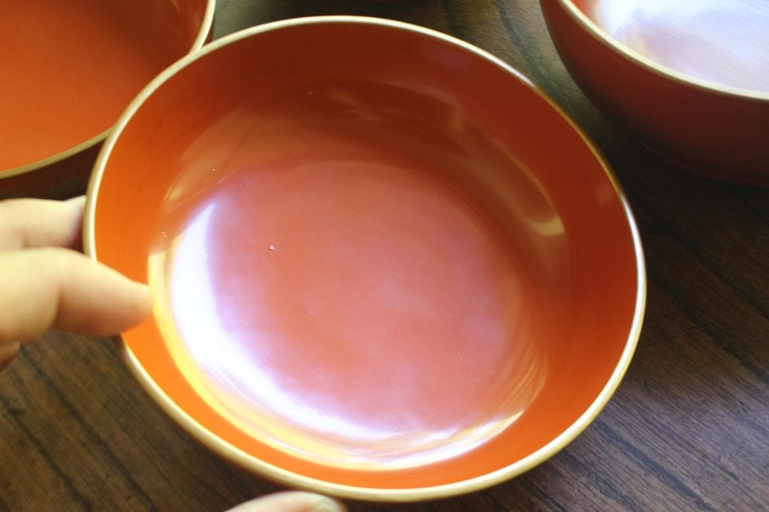 時代逸品！時代金縁朱漆に極上牡丹蝶螺鈿蒔絵の映えるお椀2点（検輪島塗蒔絵椀雑煮椀