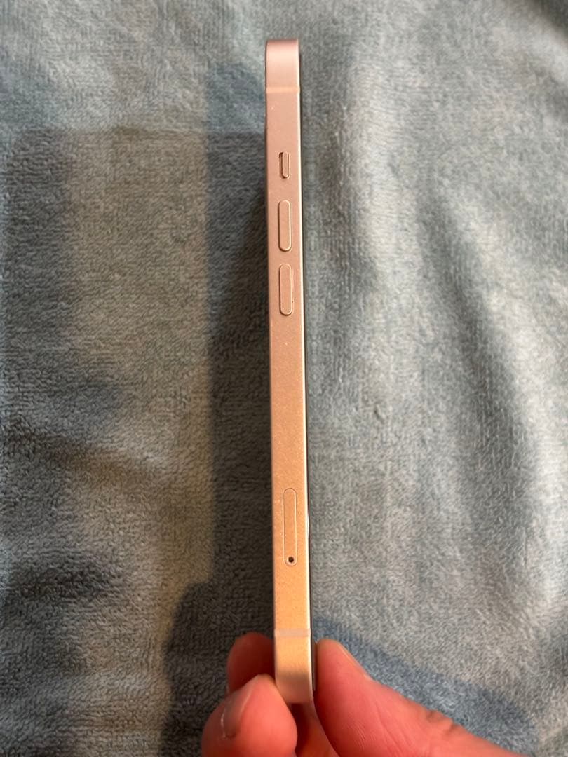 iPhone 13 ホワイト　256GB 背面ガラス割れshimフリー