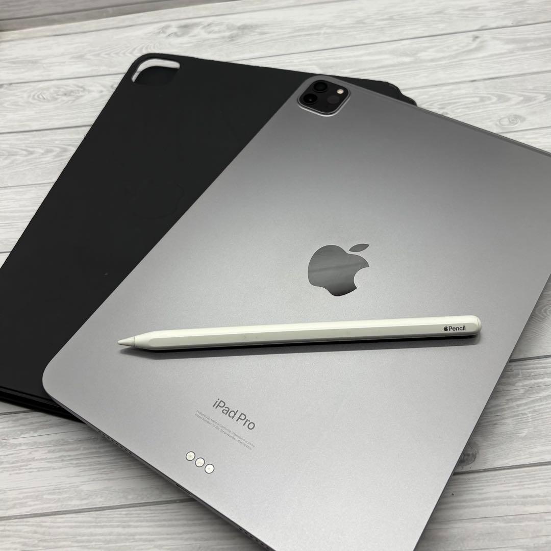 iPad Pro M2 11インチ 256GBとMagic Keyboard