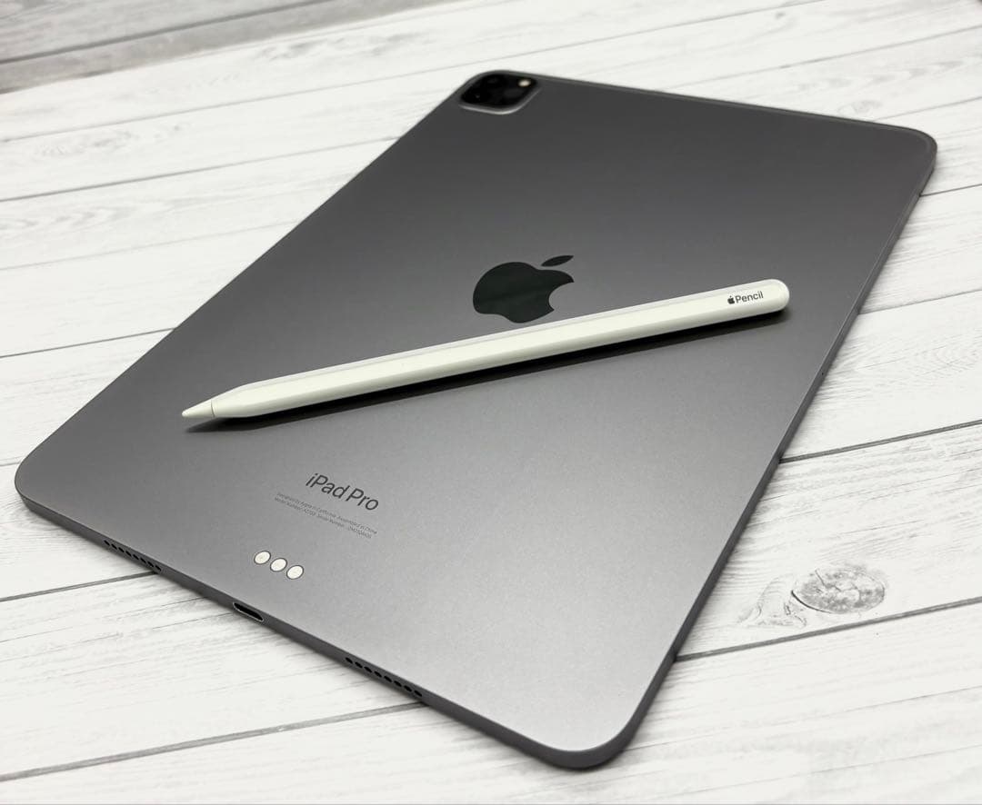 iPad Pro M2 11インチ 256GBとMagic Keyboard