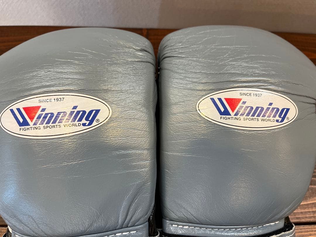 Winning オーダー ボクシンググローブ 10oz グレー／ブラック