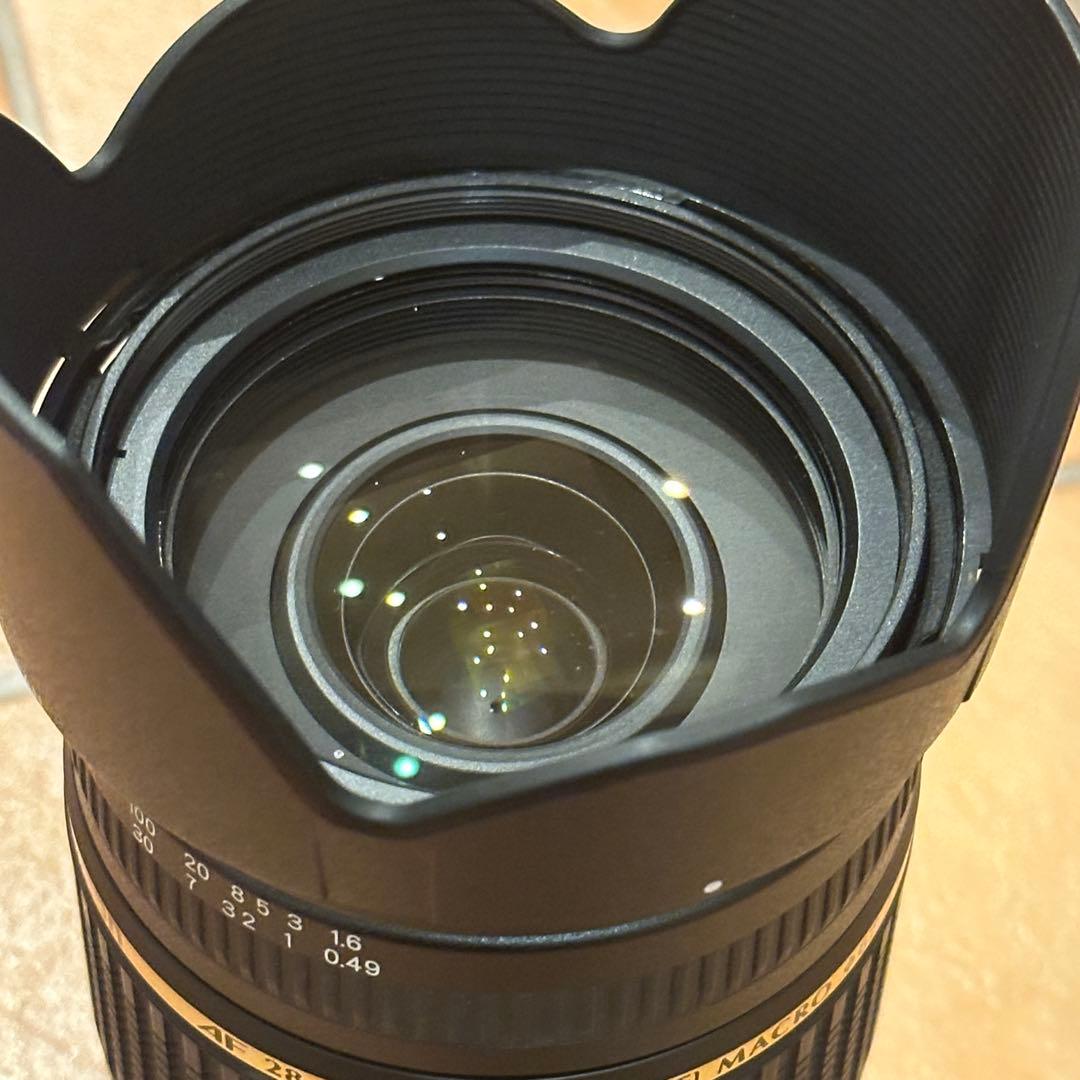 タムロン　28-300 ニコンマウント　手ぶれ補正　F3.5-6.3 日本製